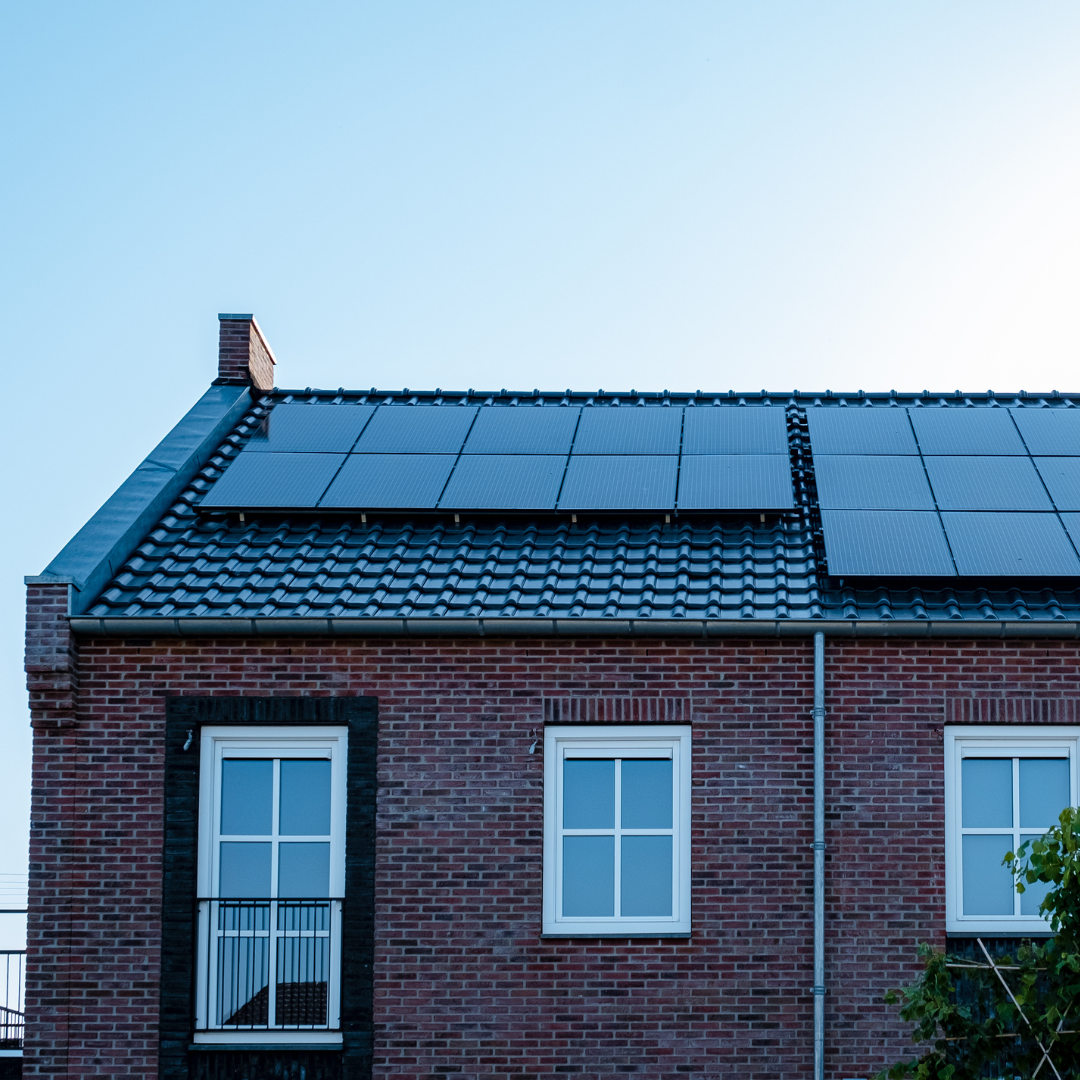 Harnessing Solar Power with Free Solar Panel Installation